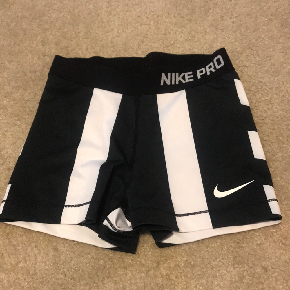 Black/White striped Nike Pros